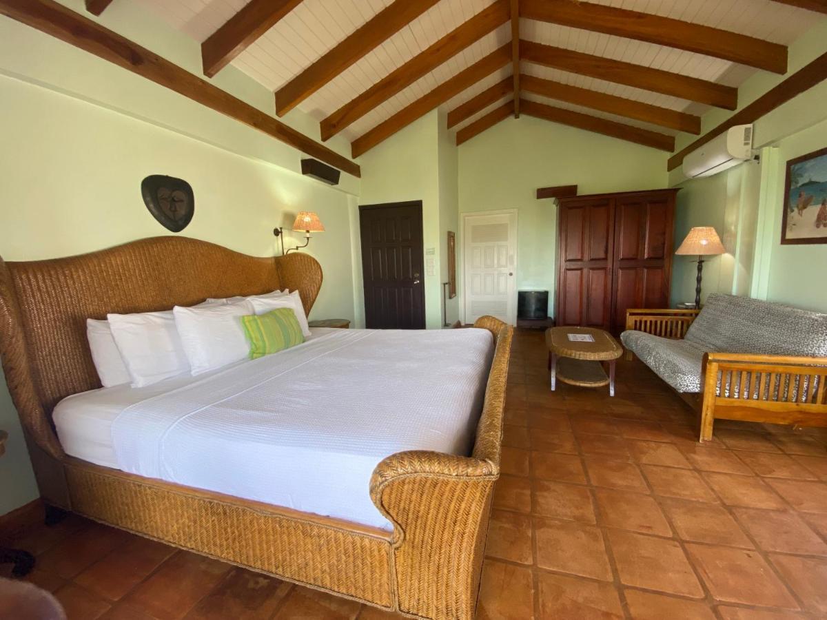 Tranquility Beach Suites Placencia Bagian luar foto