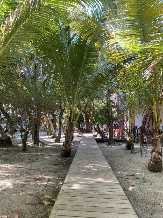 Tranquility Beach Suites Placencia Ruang foto