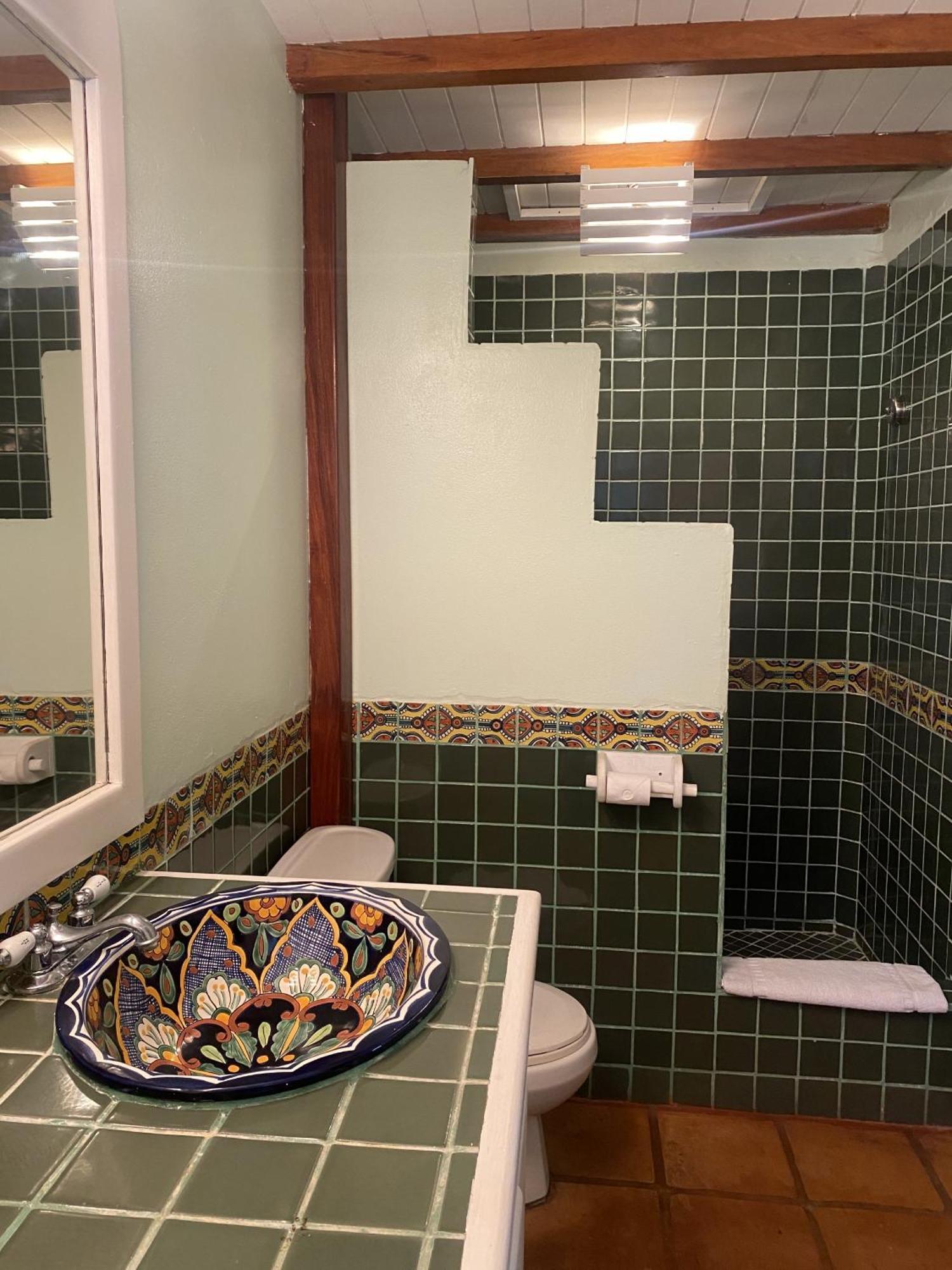 Tranquility Beach Suites Placencia Ruang foto